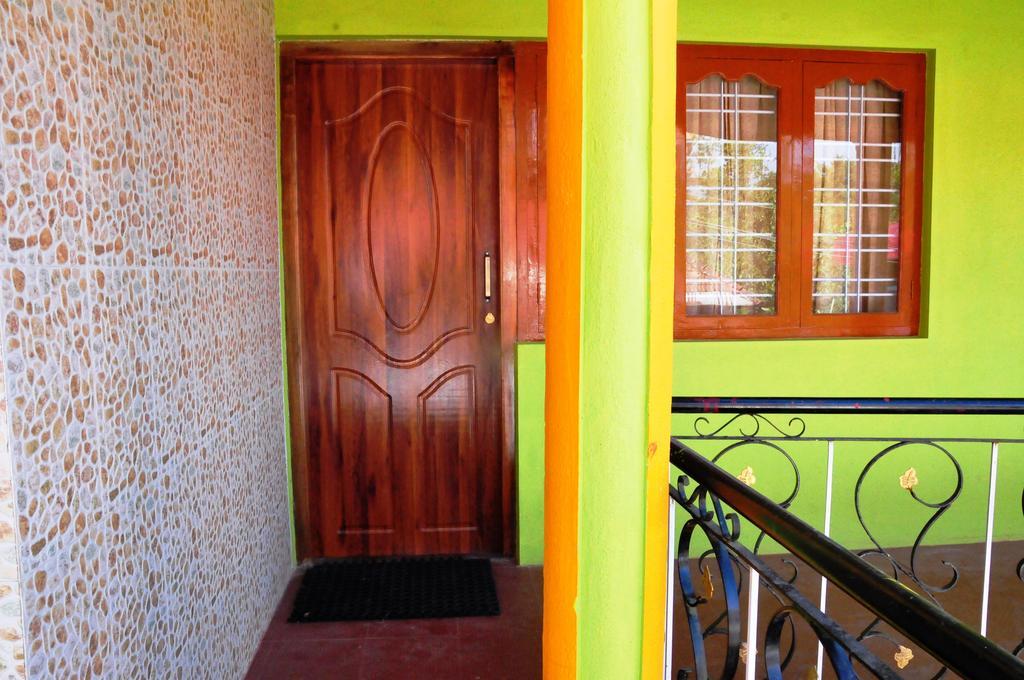 Akashadeepa Homestay Madikeri Extérieur photo