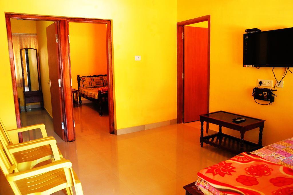 Akashadeepa Homestay Madikeri Extérieur photo